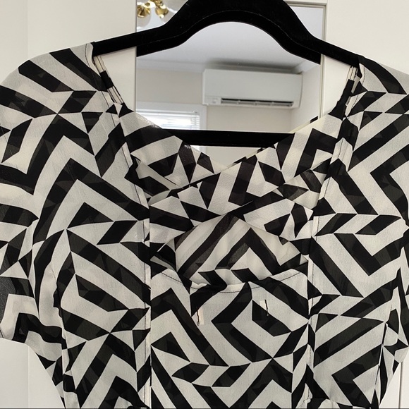 NWT Black & White Striped Dress - Picture 8 of 12